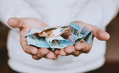 加沙地缘风险持续影响全球市场，黄金价格震荡中寻求支撑