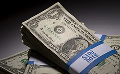 黄金价格突破4400美元 高盛预测明年涨至4900