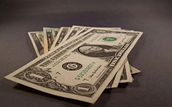 特朗普又发出关税新信号，黄金3330陷入拉锯战！